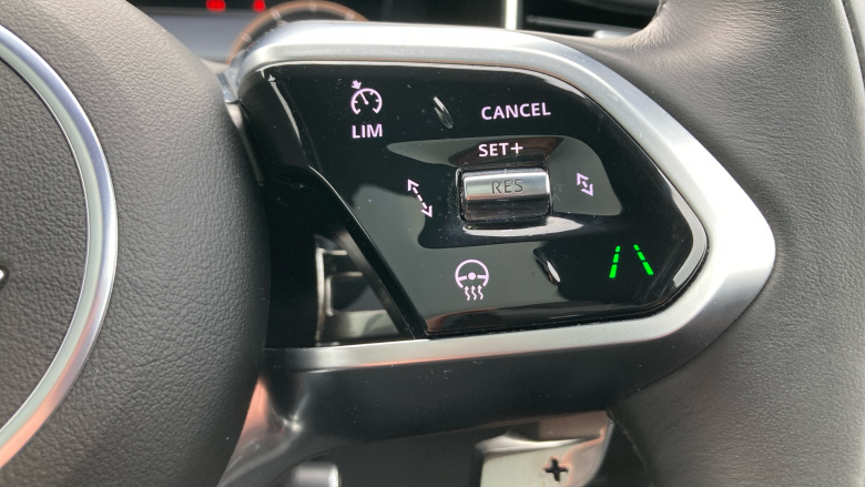 Jaguar F-Pace 2.0 D200 R-Dynamic HSE Black 5dr Auto AWD Diesel Estate